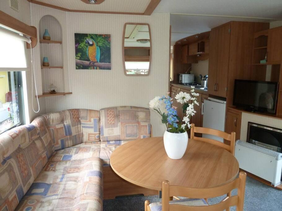 Chalet K2 Op De Holle Poarte Te Makkum Dış mekan fotoğraf